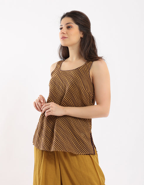 Reversible voile tank top with round neck
